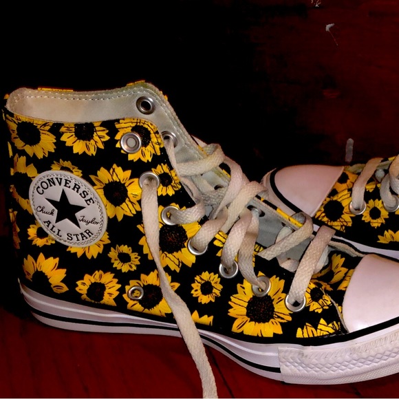 Sunflower Converse - Picture 2 of 3